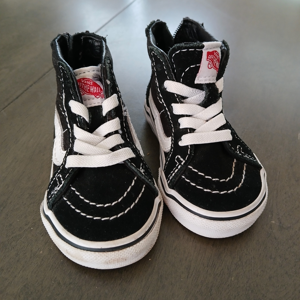 Vans Kids/Toddler - Black High-Top Sneakers - Size 4